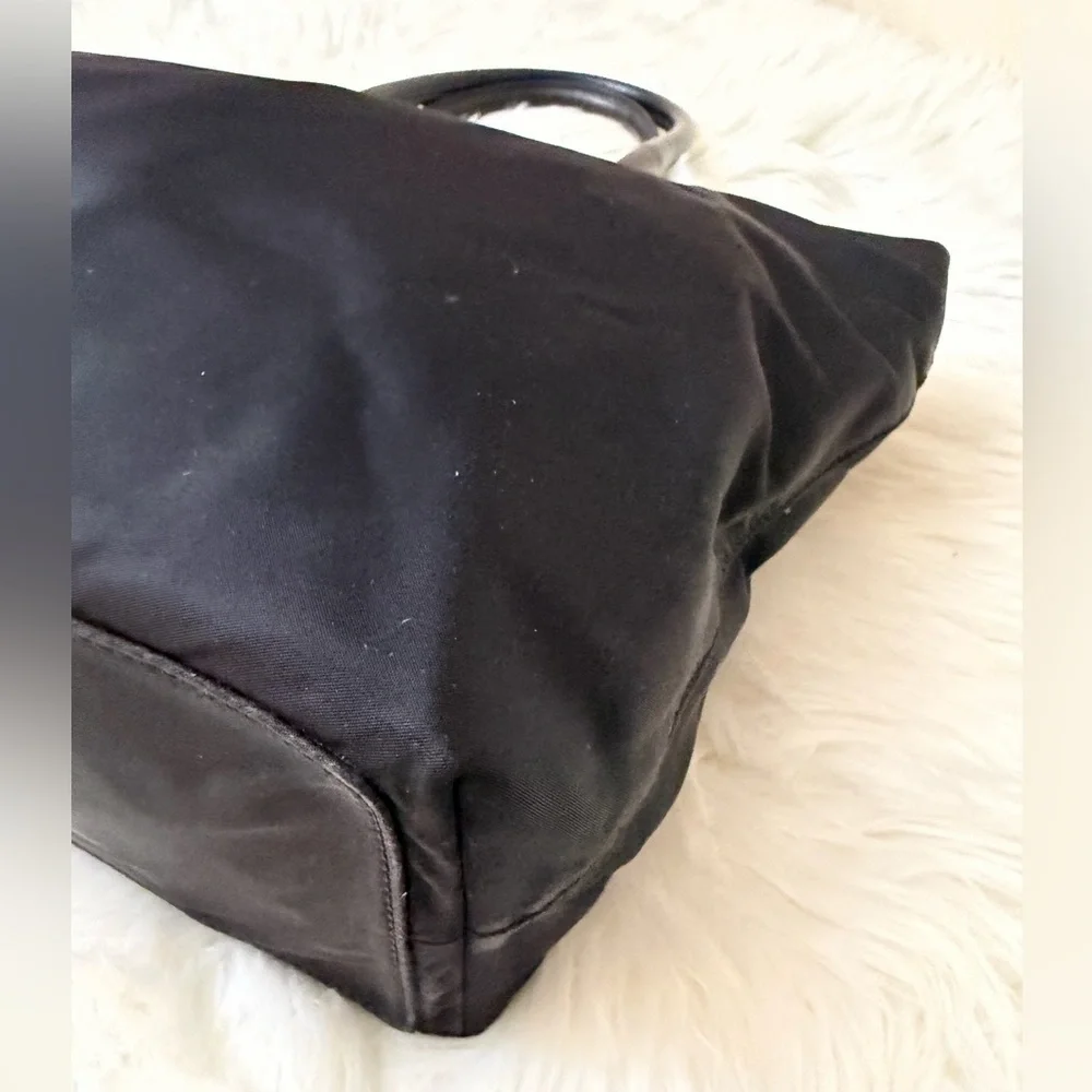 Black Medium Tory Burch Bag